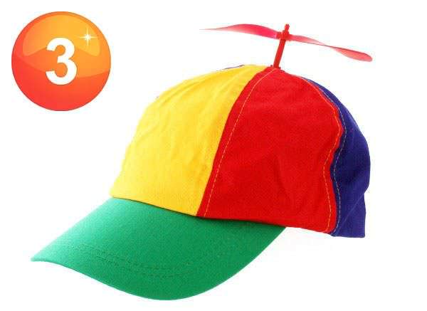 Baseball cap met propeller